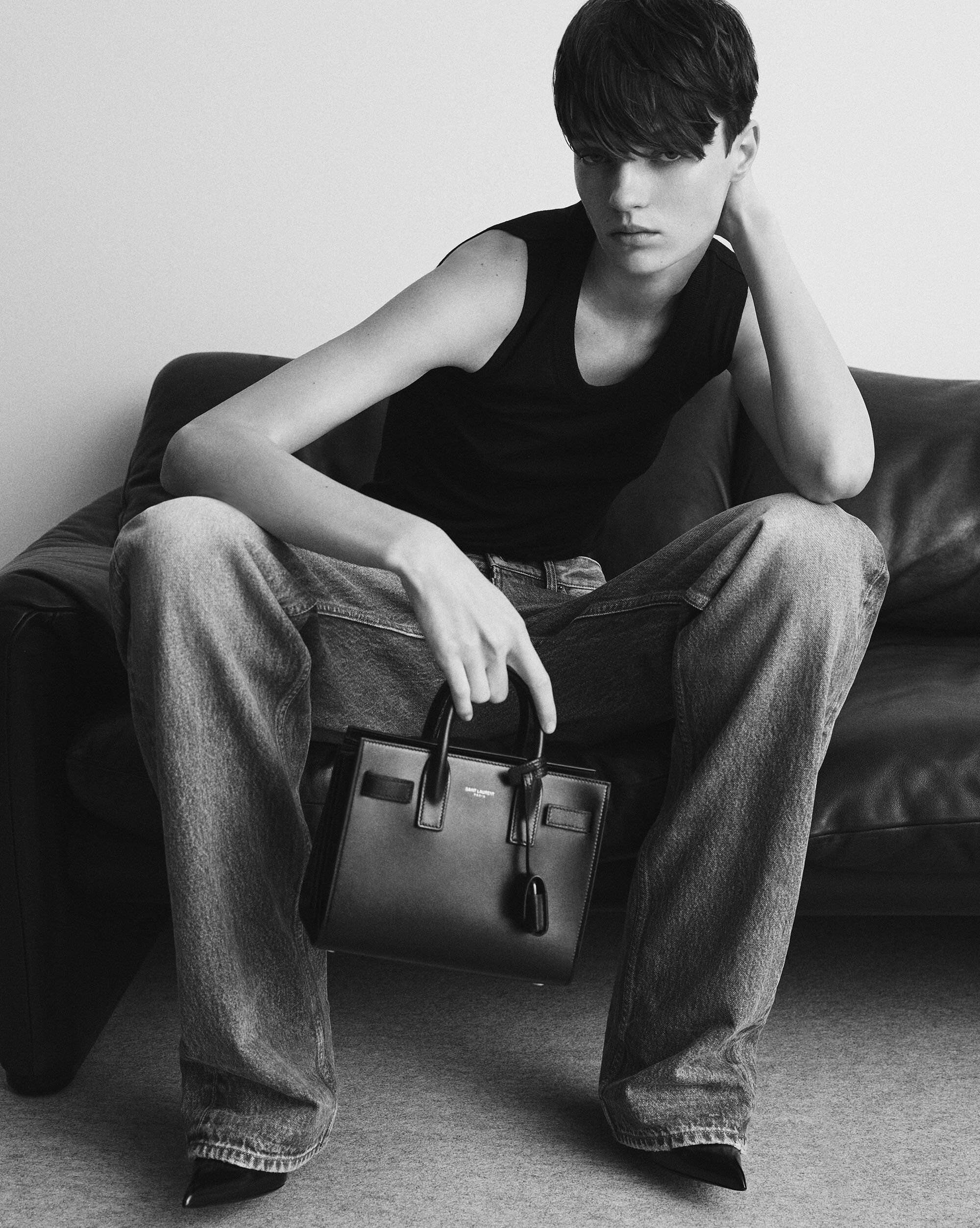 SAC DE JOUR in smooth leather – nano