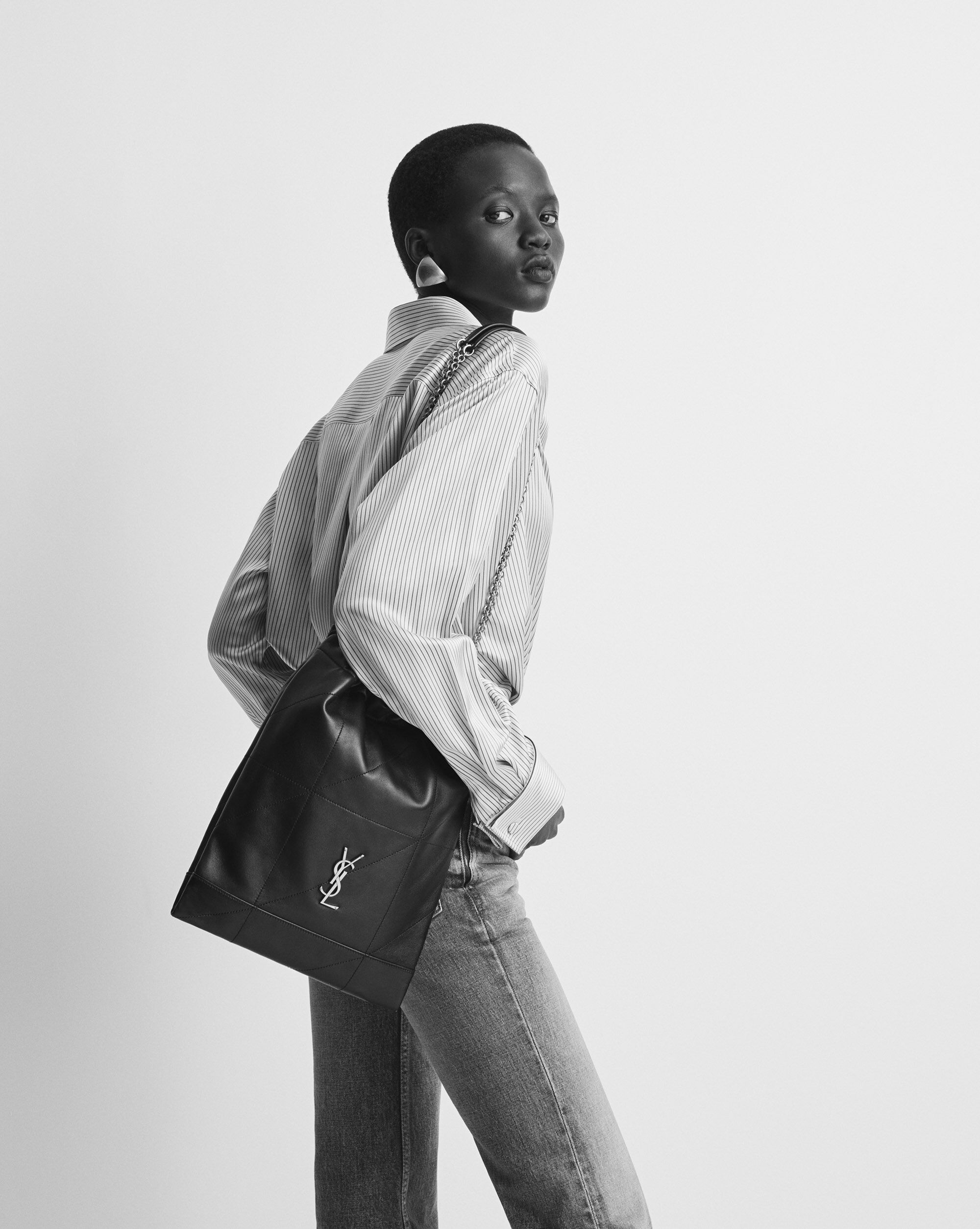 JAMIE POCHON in suede