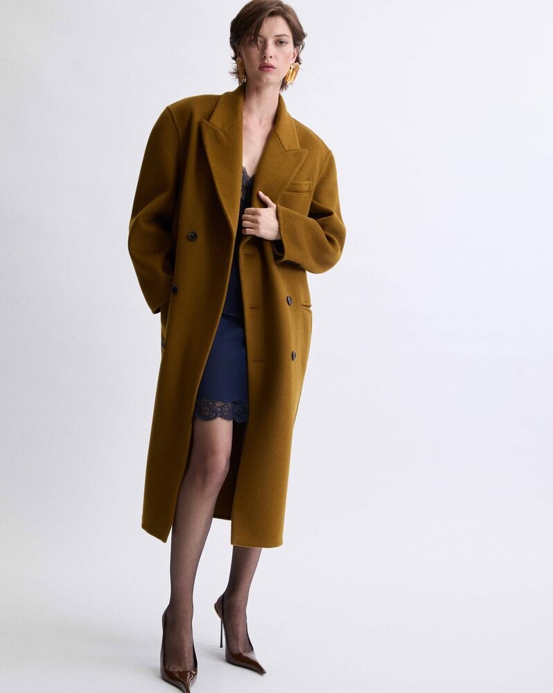 long coat in wool