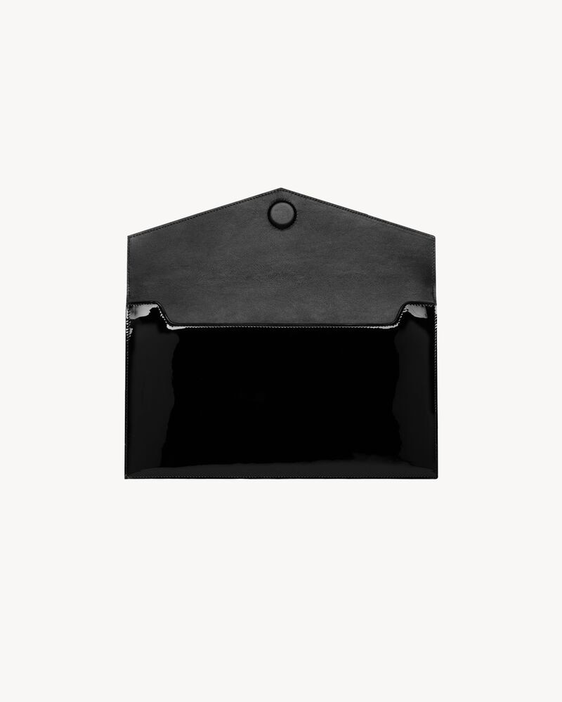 UPTOWN POUCH IN PATENT LEATHER
