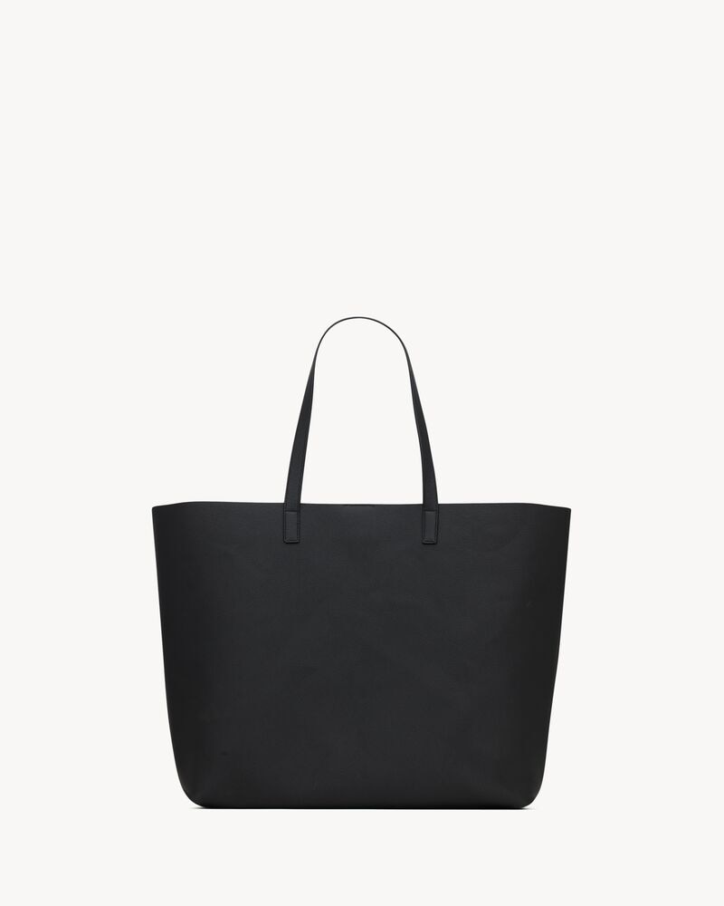 Bold East/West shopping bag in grained leather