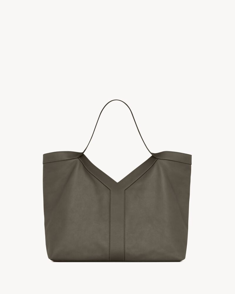 Y Large tote in smooth leather