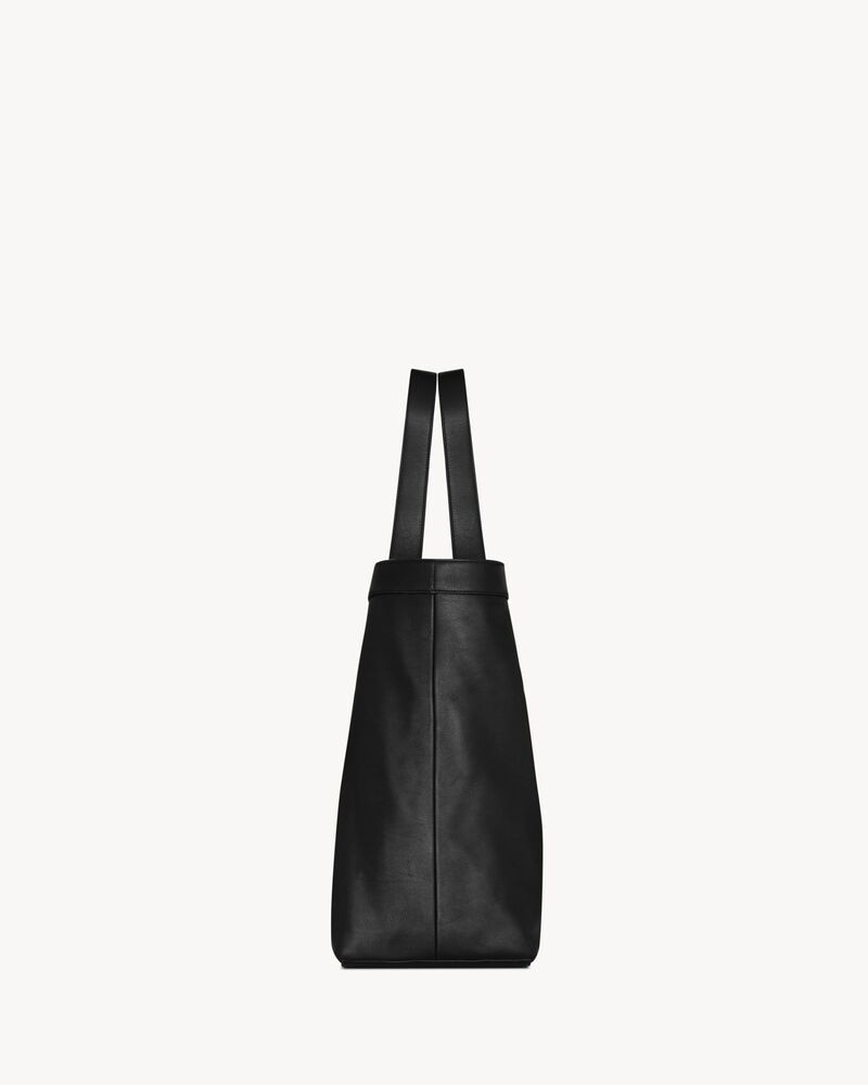 Y Large tote in leather