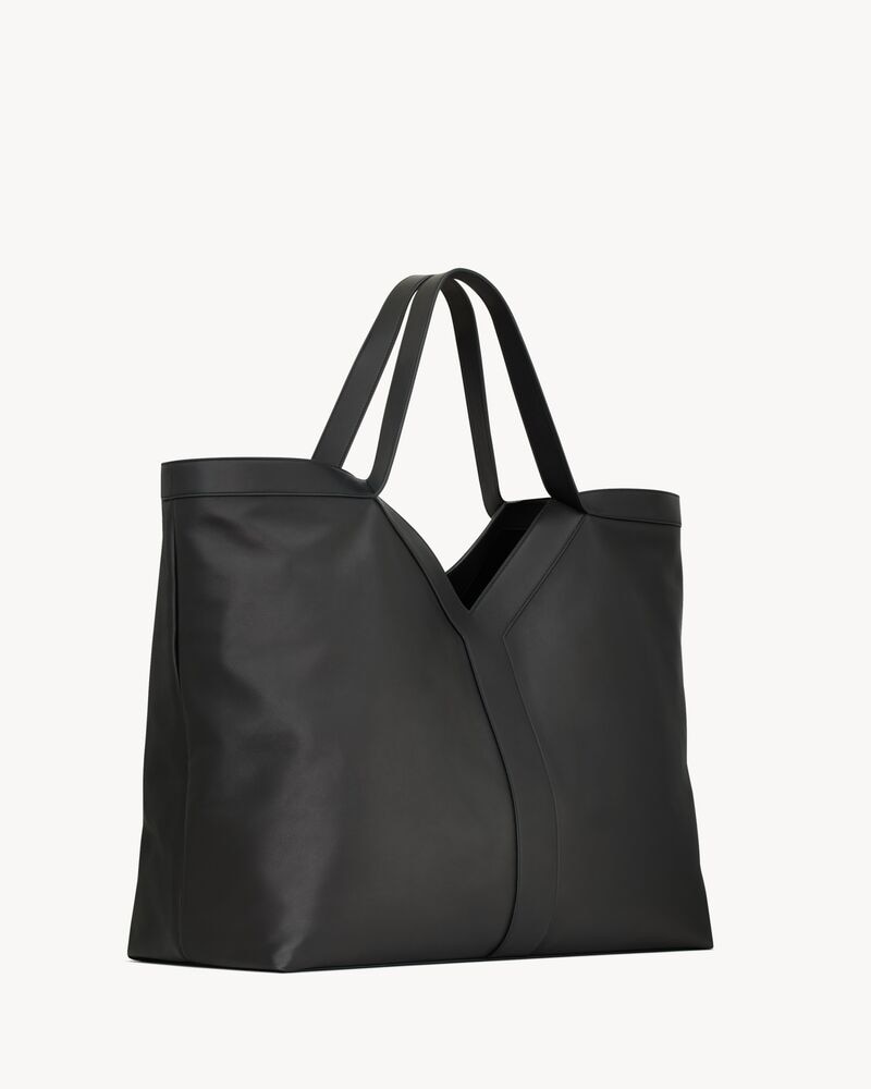 Y MAXI tote in leather