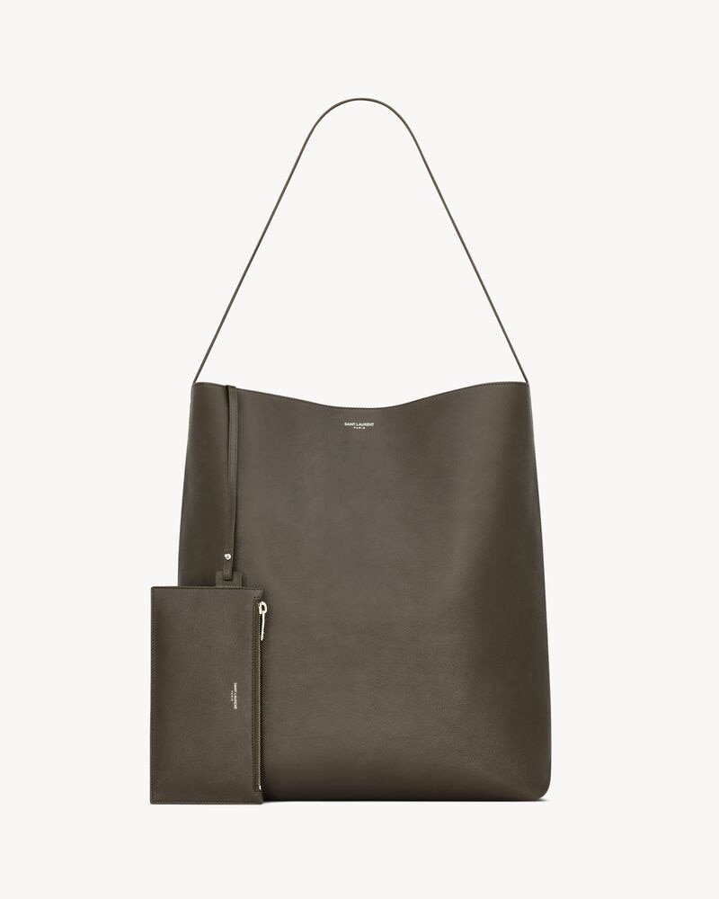 BOLD hobo bag in leather